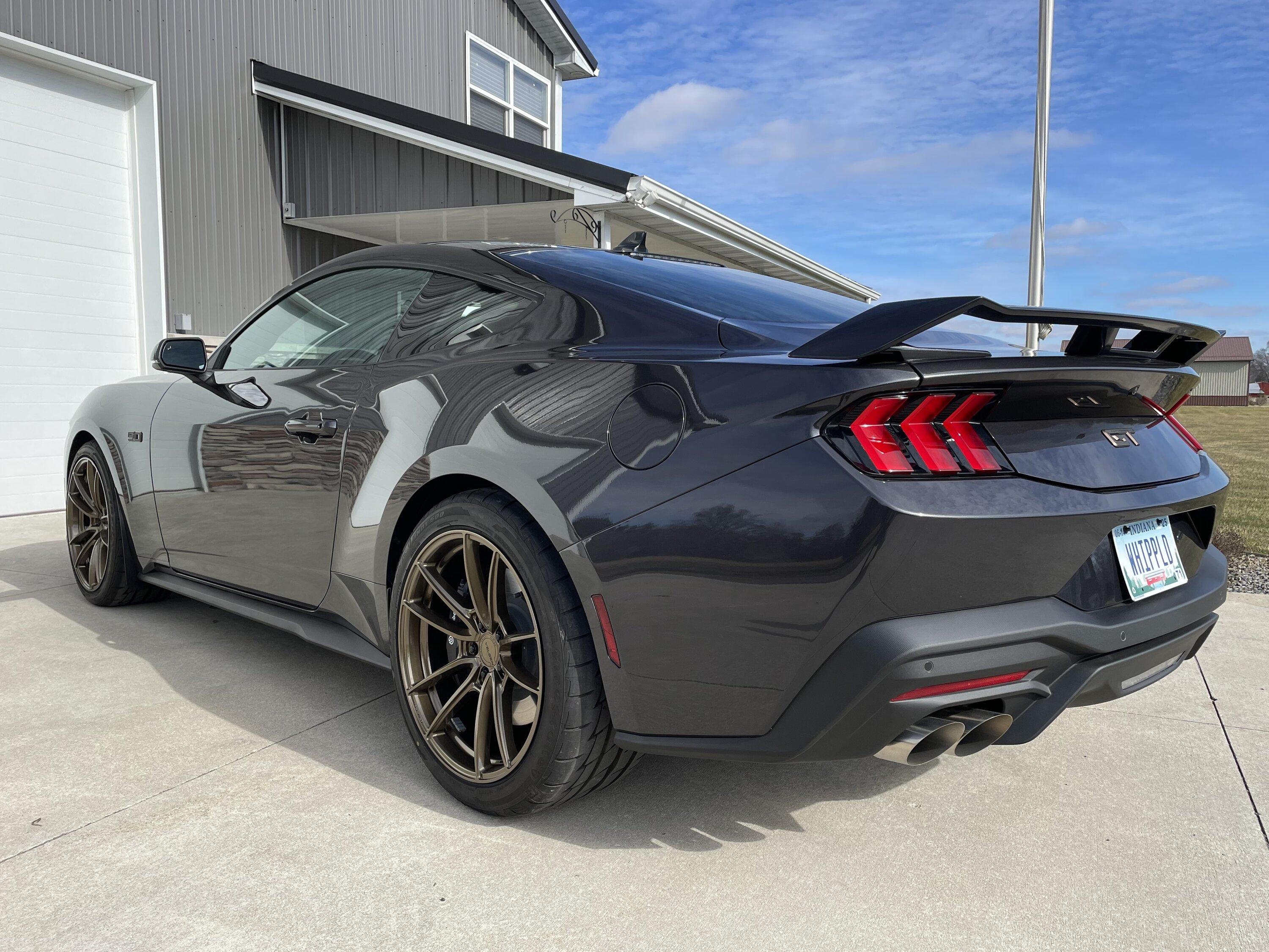 S650 Mustang Looking for Aftermarket dark bronze wheels. IMG_4475