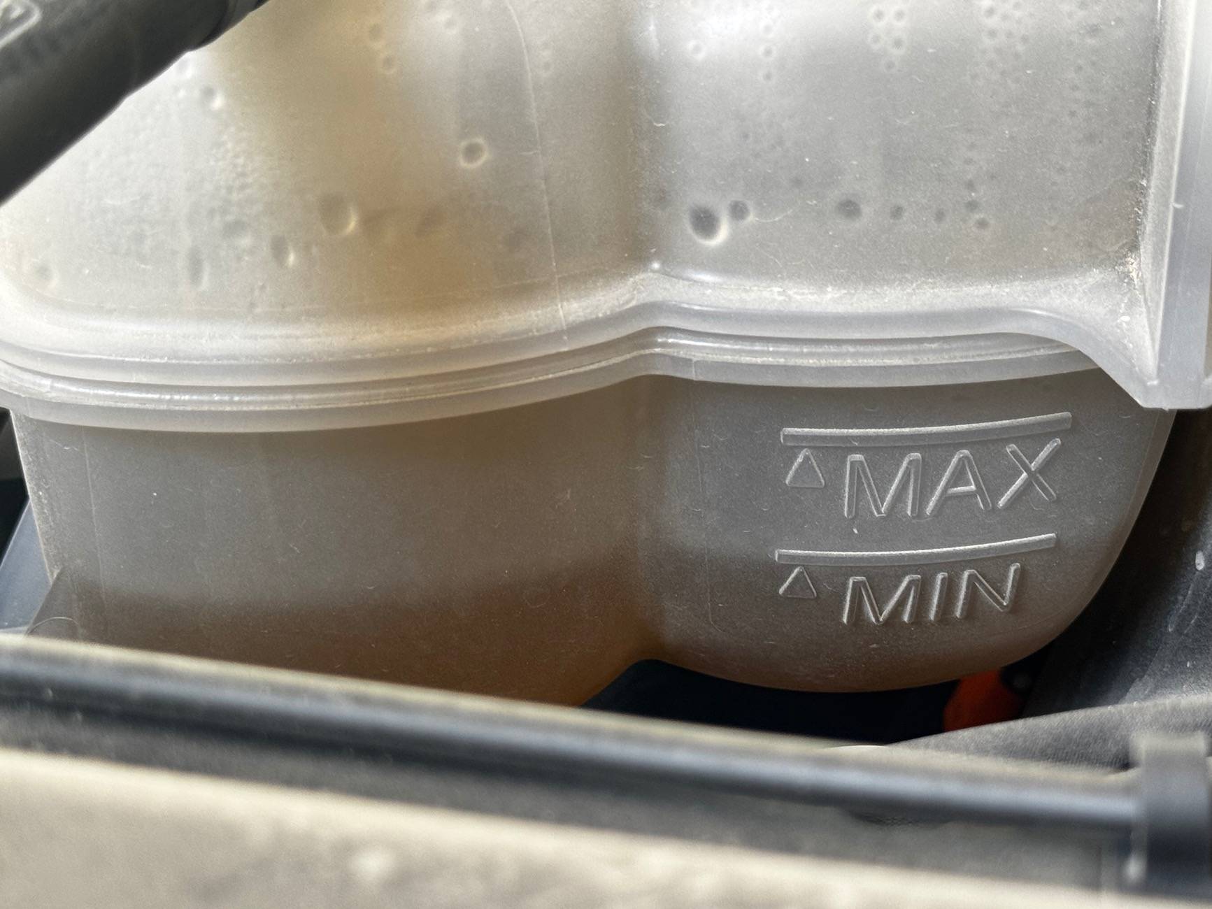S650 Mustang Low Coolant Issue IMG_4556