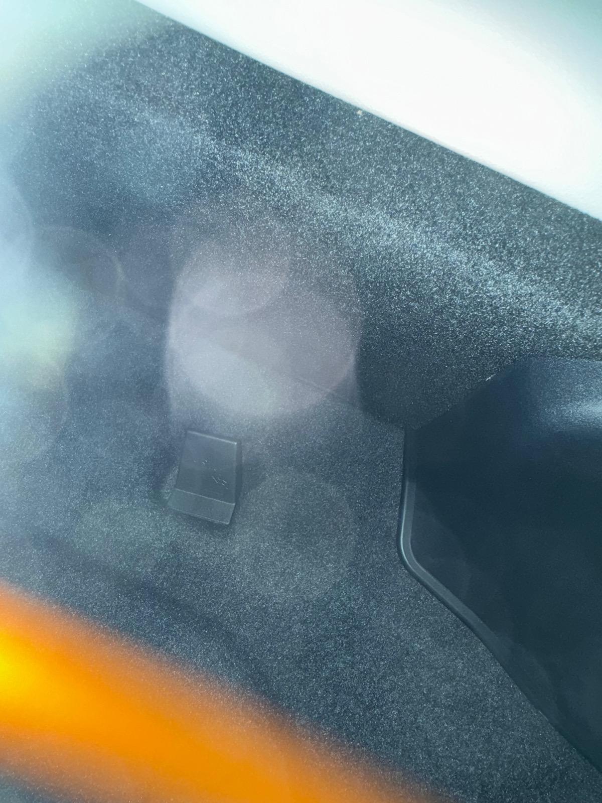 S650 Mustang 2024 Mustang GT Convertible - Upper Child seat tether anchor location? IMG_4840