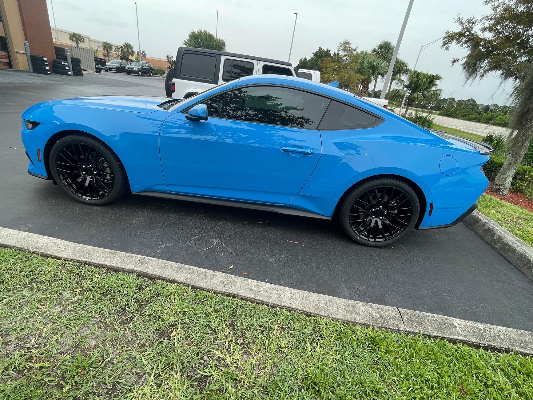 S650 Mustang Official GRABBER BLUE Mustang S650 Thread IMG_4996