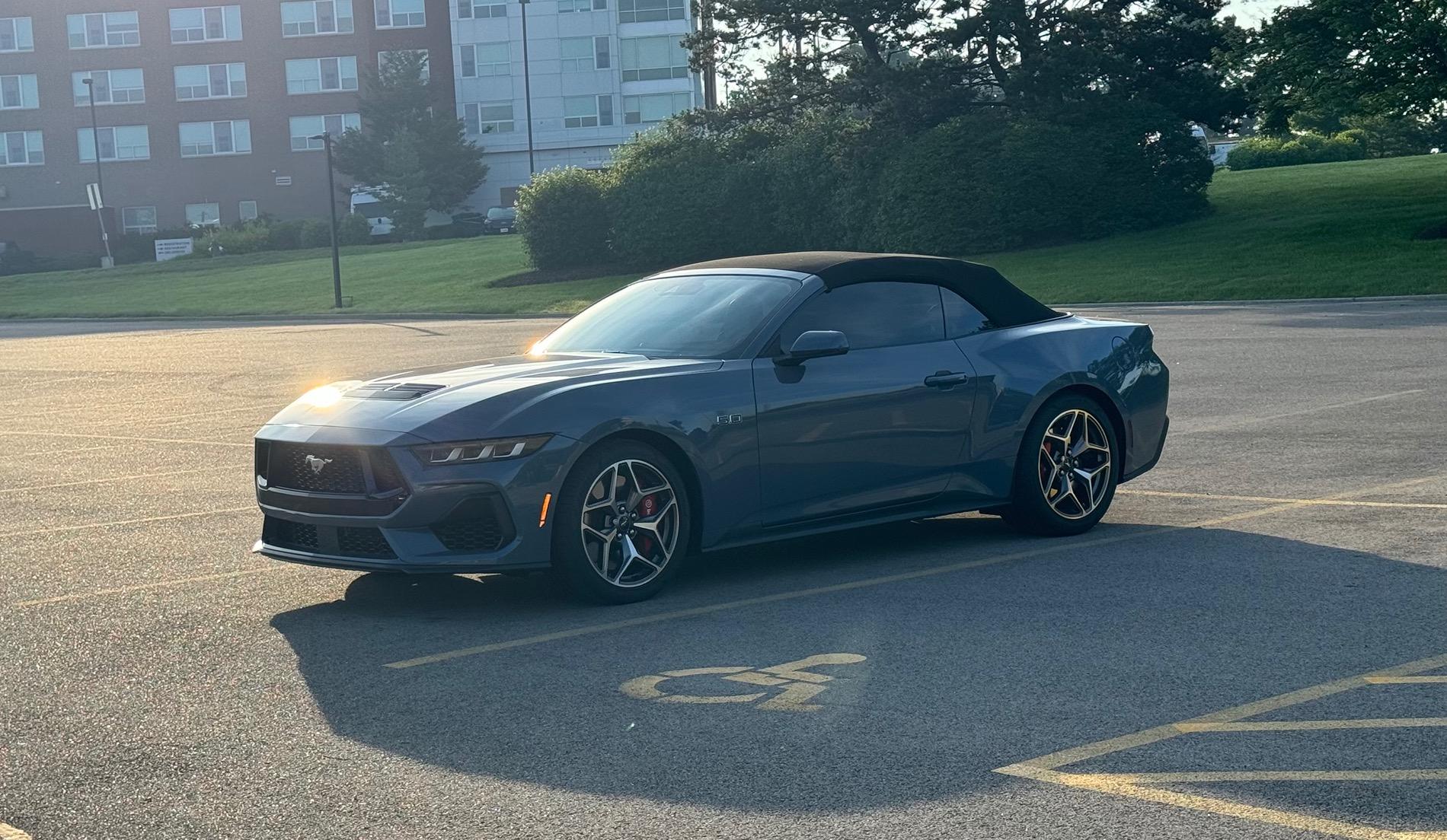 S650 Mustang Coupe vs Convertible? IMG_5030