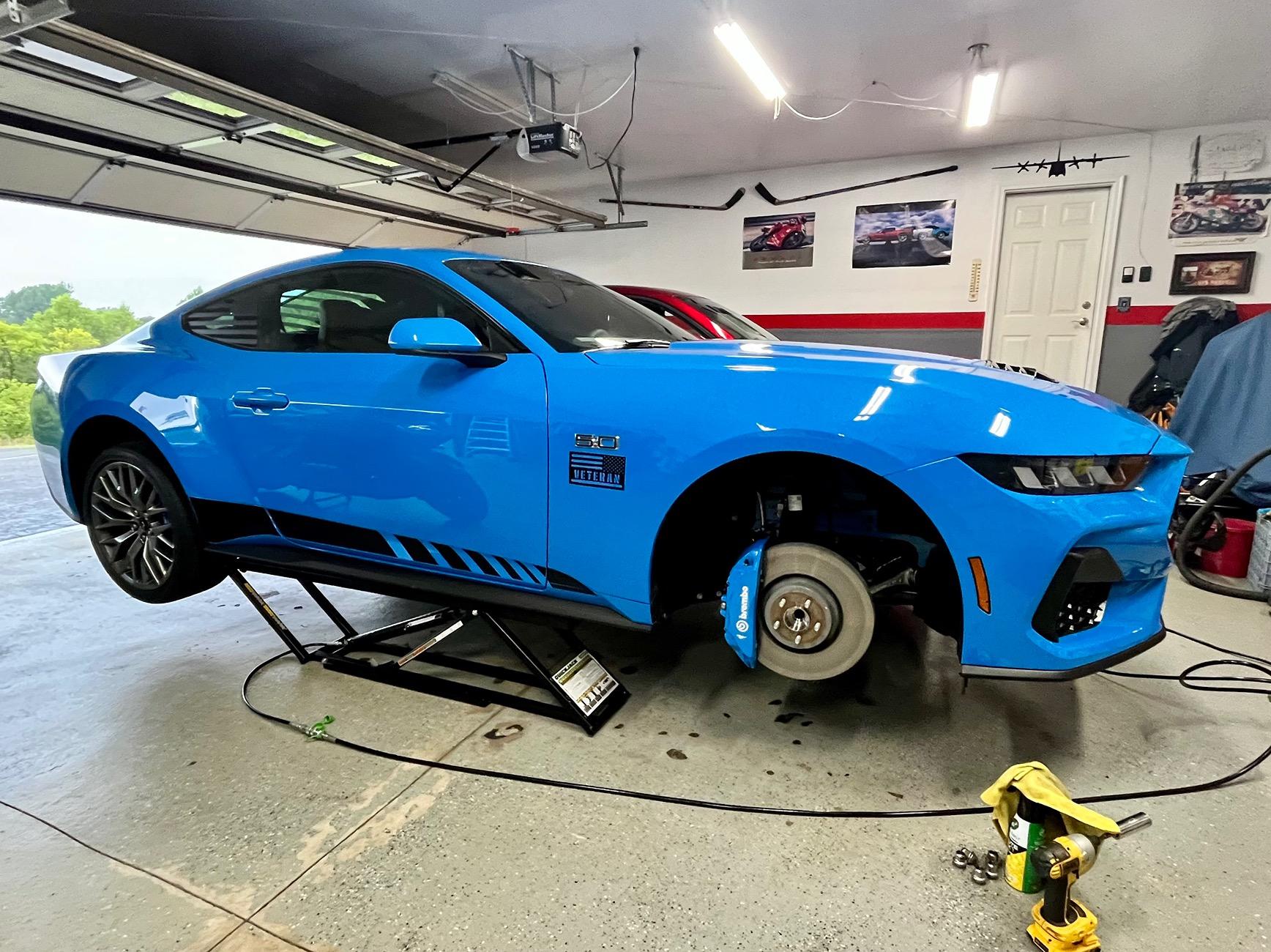 S650 Mustang Jacking / lift points IMG_5855