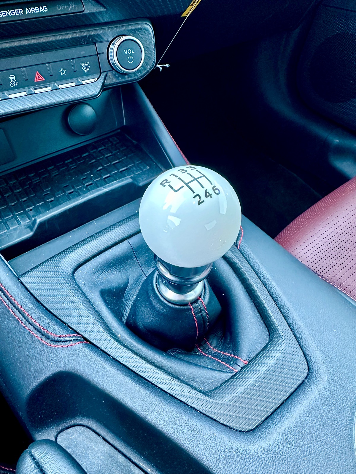 S650 Mustang 6-Speed Manual Shift Knob replacement IMG_7210