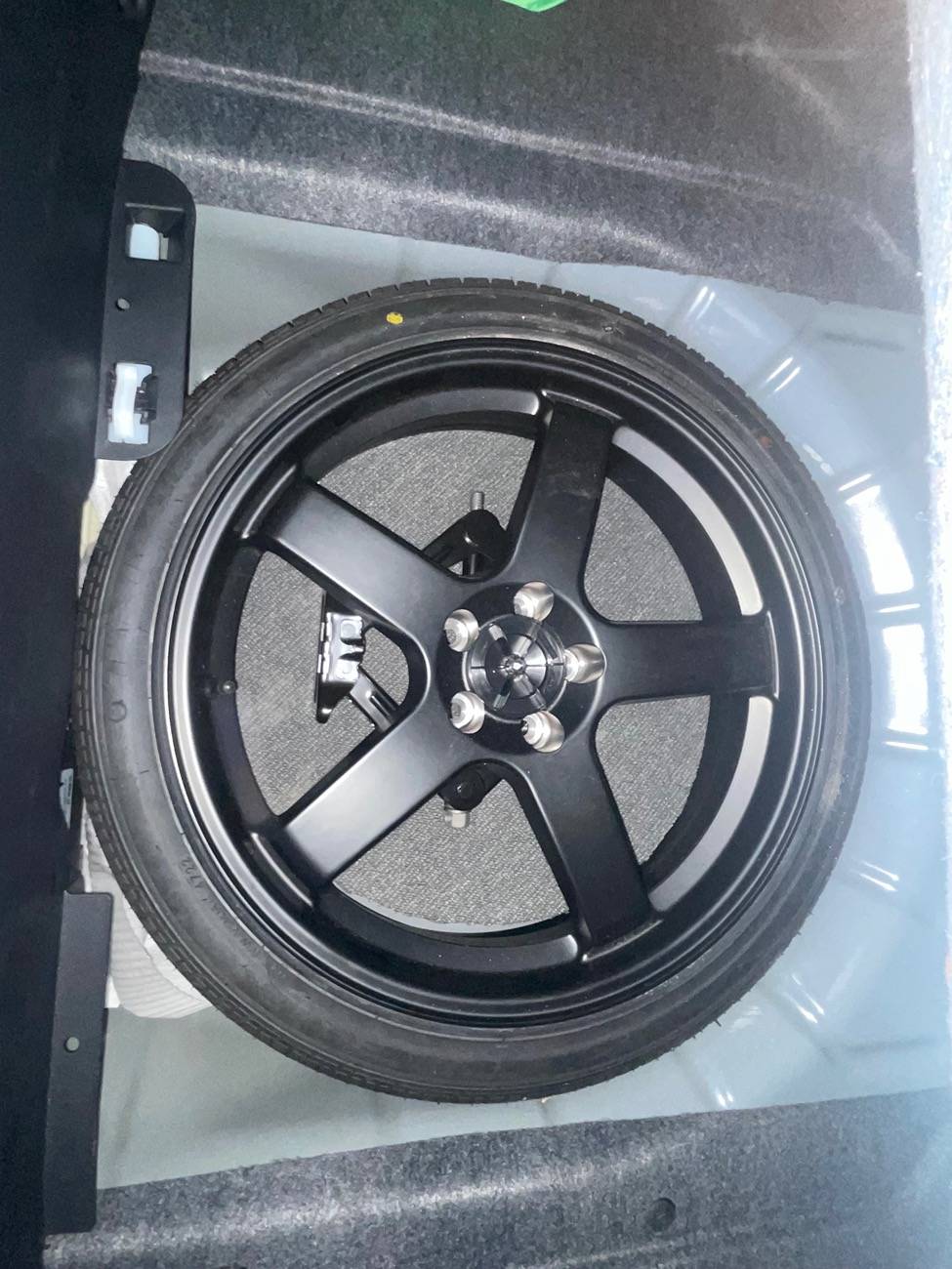 S650 Mustang Spare Tyre solutions IMG_8569