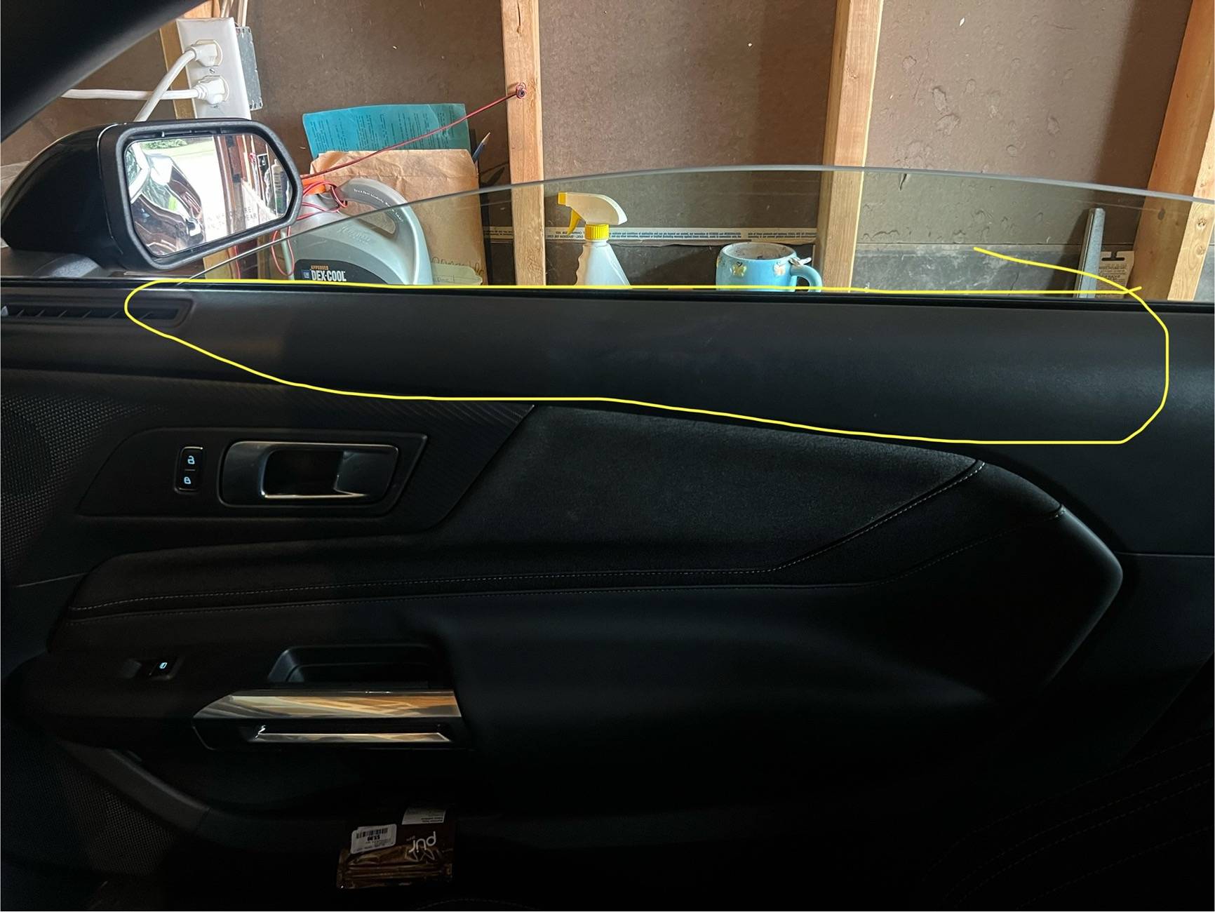 S650 Mustang Scratches on interior plastic IMG_9914