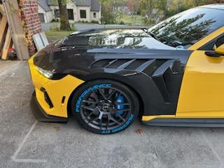 S650 Mustang Carbon fiber parts installed inbound105104904933318707