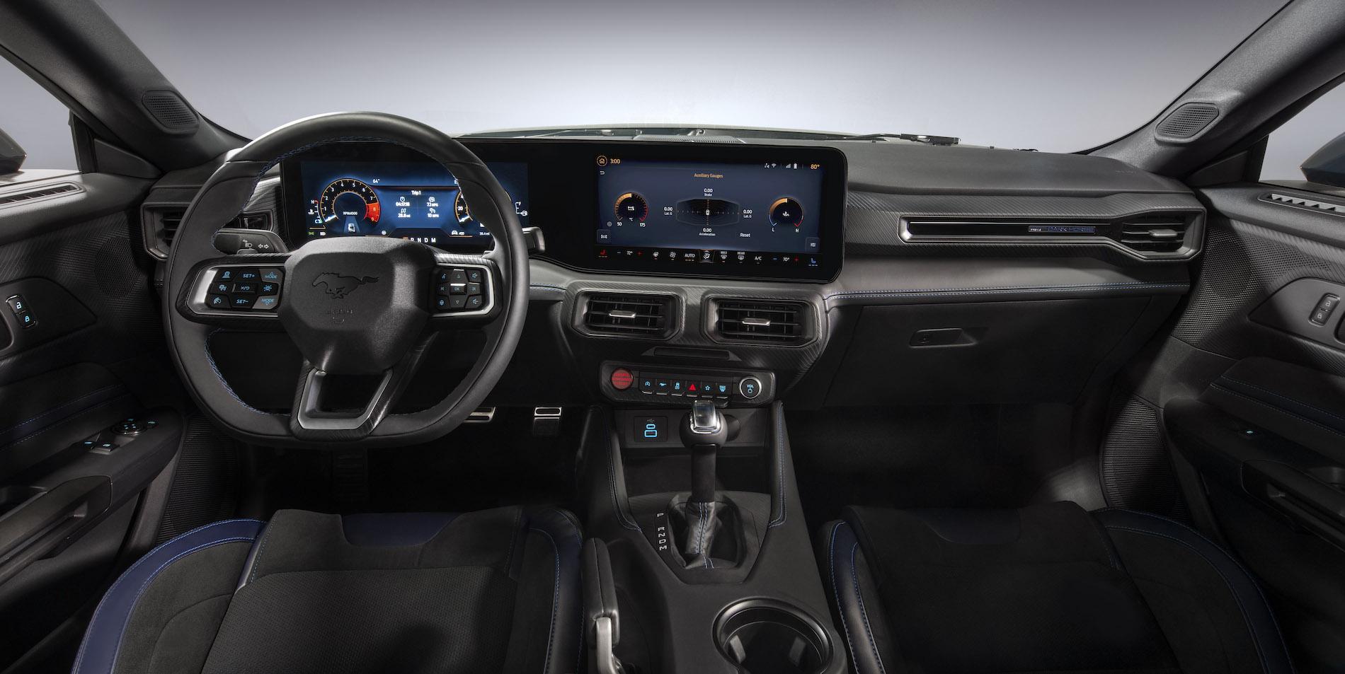 S650 Mustang New 2024 Mustang Dark Horse details: color-shifting Blue Ember paint, stripe options, interior look Interior Center Final_V4_Screen_4