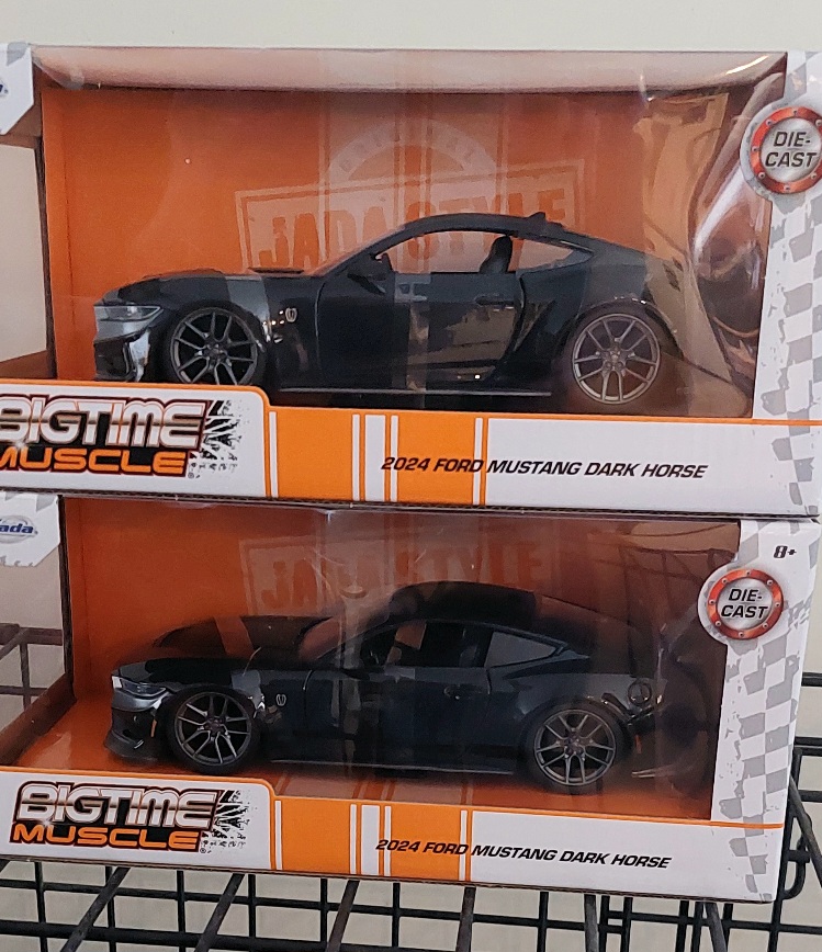 S650 Mustang First S650 2024 Ford Mustang Diecast! 1/18 Dark Horse in Carbonized Gray Jada24