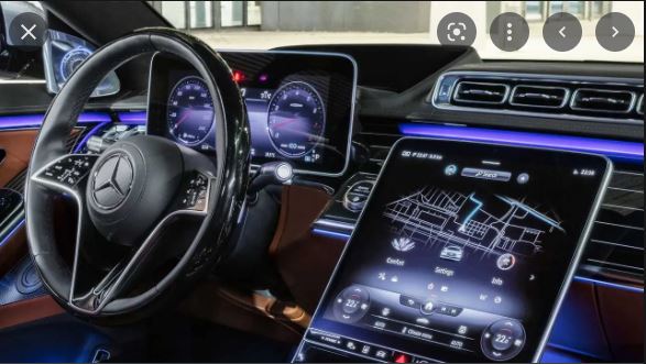 S650 Mustang The new dashboard is a big mistake IMO mercedes new.JPG