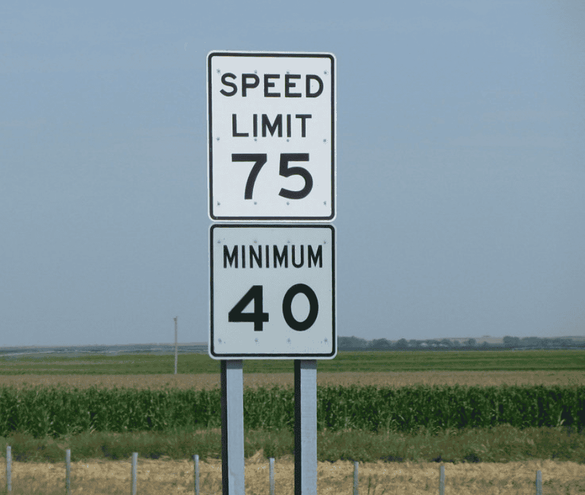 minimum speed limit sign at DuckDuckGo.png