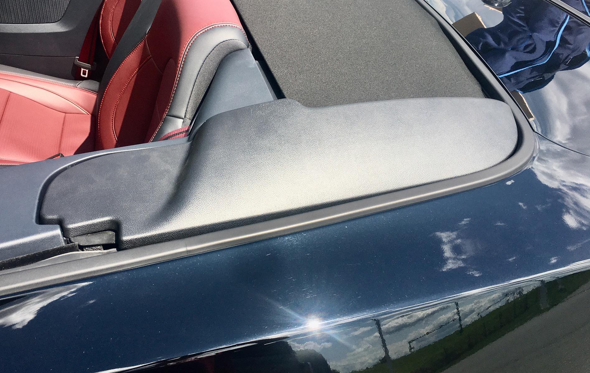 Mustang 2024 Convertible Cover01.jpeg