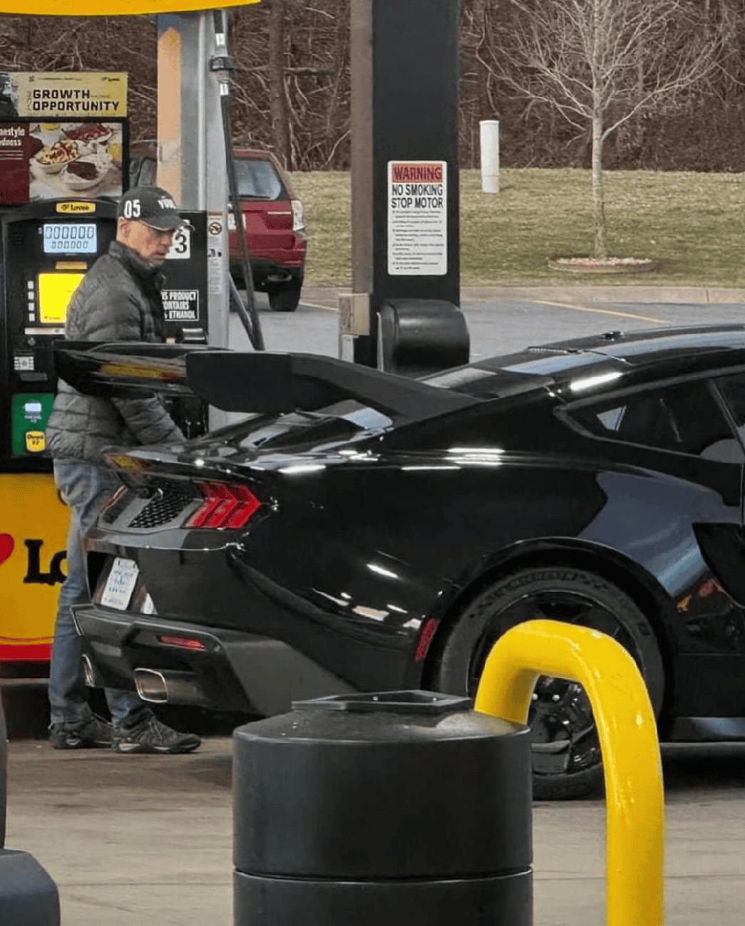S650 Mustang Black Mustang GTD Spied at Public Gas Station mustang-gtd-spied-gas-station-4