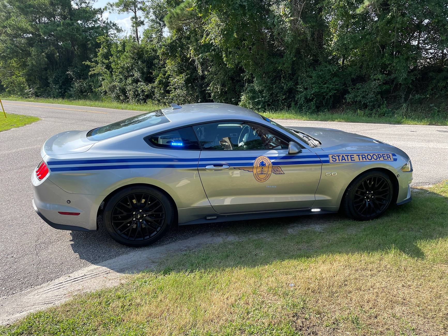 S650 Mustang Hmmm… no performance pack?? Mustang MB Police Car