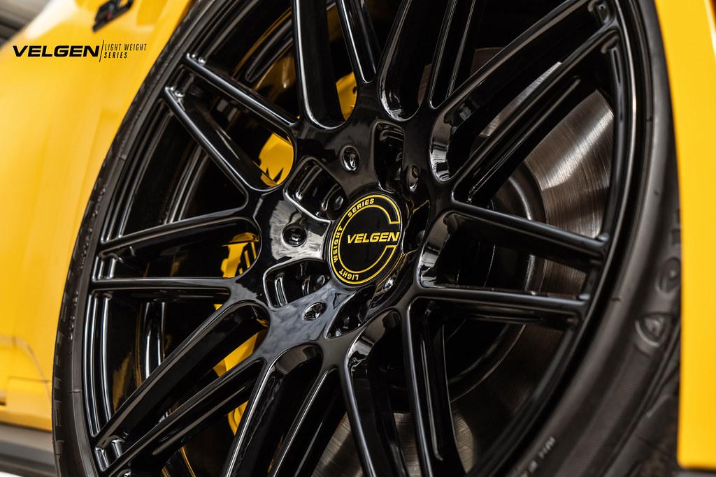 S650 Mustang Velgen Wheels Summer Sale | Light Weight Series Mustang S650 - VF9_13