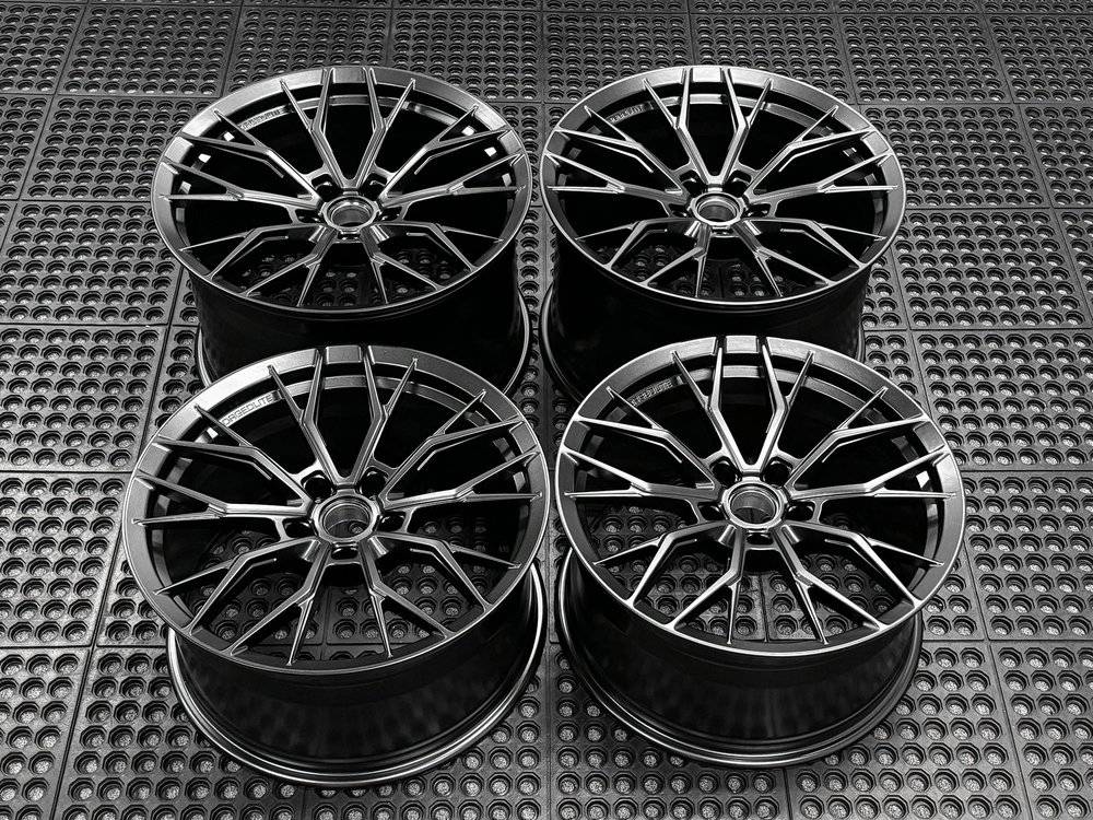 S650 Mustang 19" and 20" Forgedlite Wheels for your S650 Ford Mustang n_flash_4_af0413ab0fe7e46ca0c93638dfa63c669eb58395