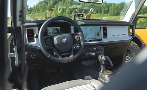 ord-bronco-4-door-104-1594323463.jpg?crop=1.00xw:0.jpg