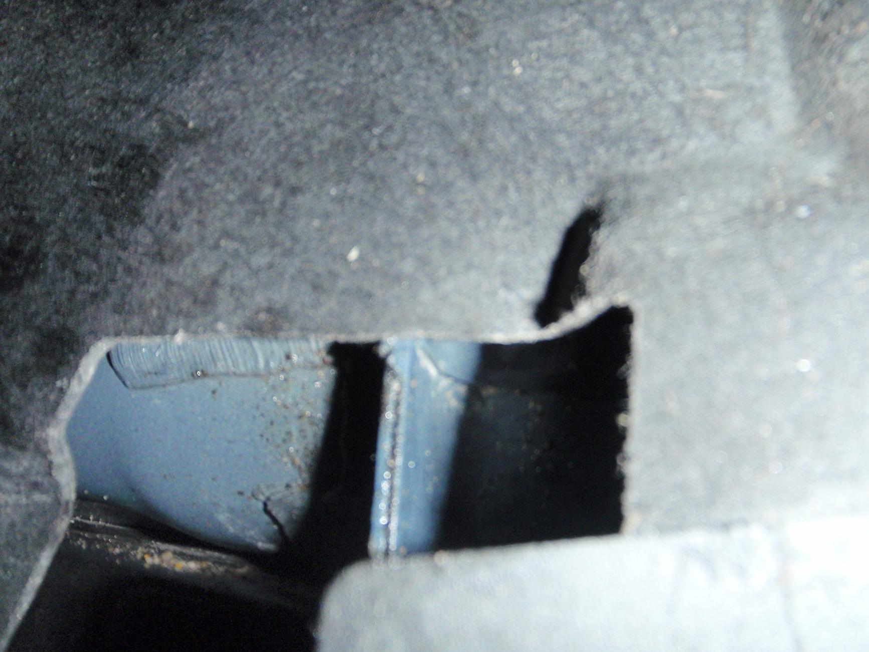 S650 Mustang 2024 Mustang Front Liner Fail P3251879.JPG