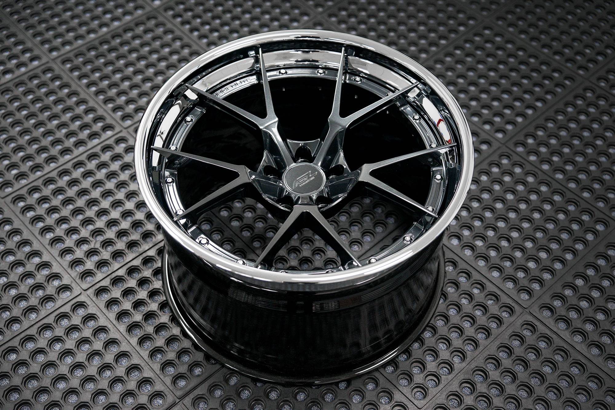 S650 Mustang 19" and 20" Forgedlite Wheels for your S650 Ford Mustang RS5-CARBON-FLASH-CHROME-LIP-CHROME-HARDWARE-1