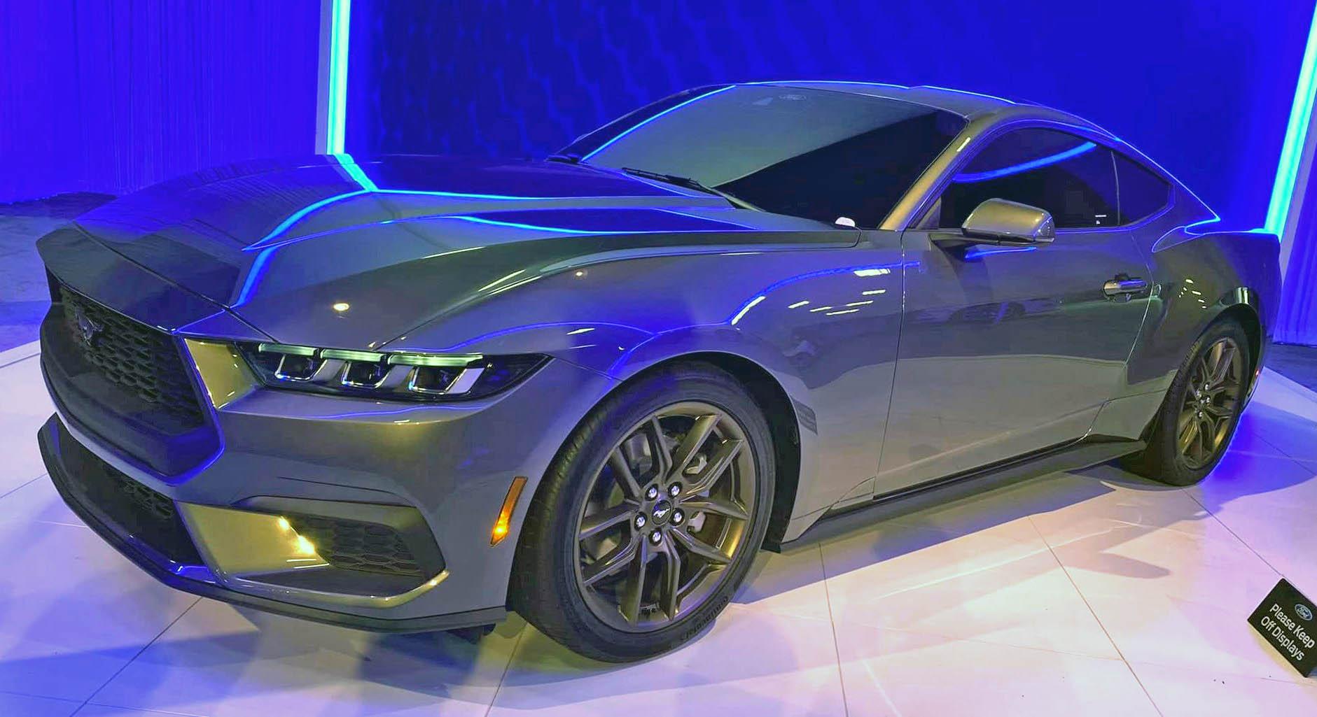 S650 Mustang Couple of new EcoBoost S650 Mustang photos [from Texas State Fair] S650 EB 2