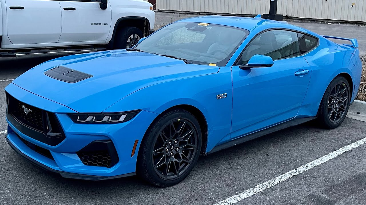 S650 Mustang Body Color Painted Spoiler Wing 👍 or 👎 ?? S650 Grabber Blue 2