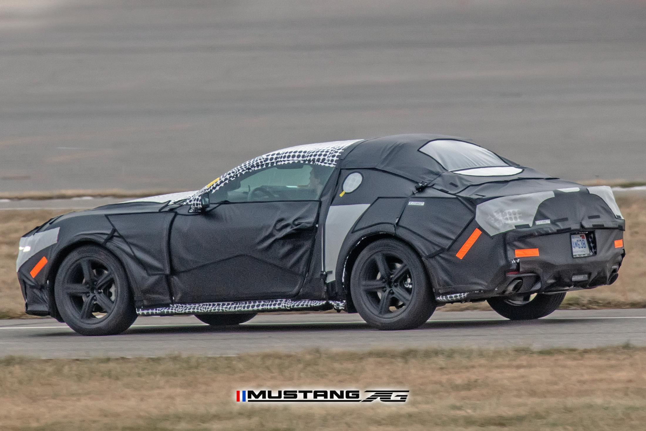 S650 Mustang First Look: S650 Mustang Prototype Spied With Production Body! 📸 S650 Mustang Prototype Mule Spied 16