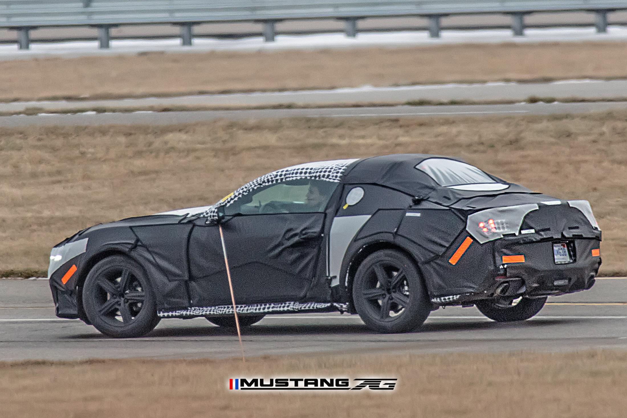 S650 Mustang First Look: S650 Mustang Prototype Spied With Production Body! 📸 S650 Mustang Prototype Mule Spied 20