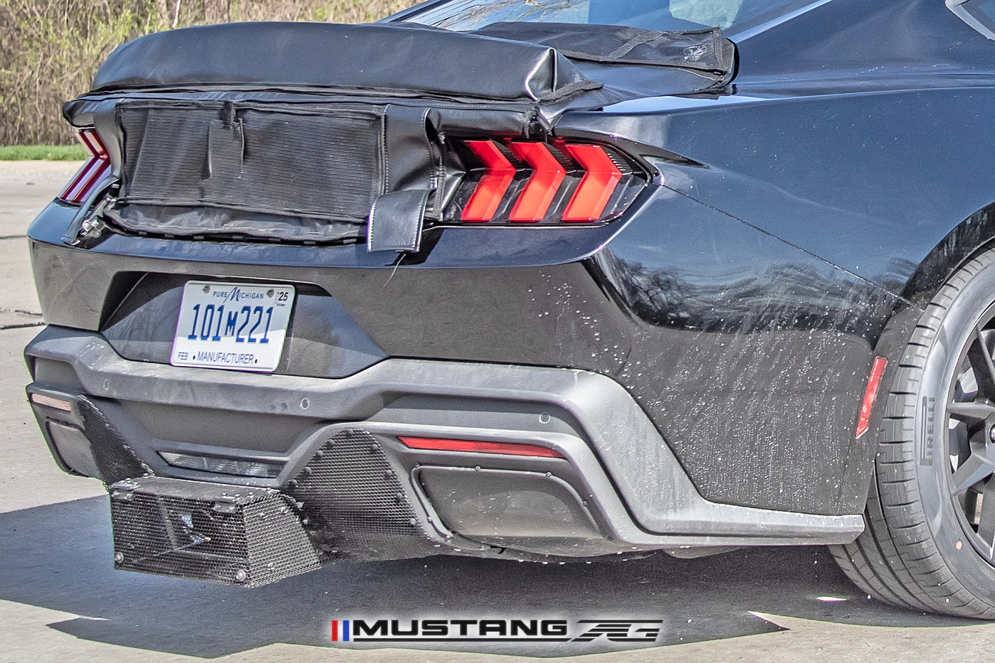 S650 Mustang 📸 Mustang GT3 Road-Version Prototype Spied Testing with Center-Exit Exhaust s650-mustang-variant-prototype-center-exit-exhaust-11