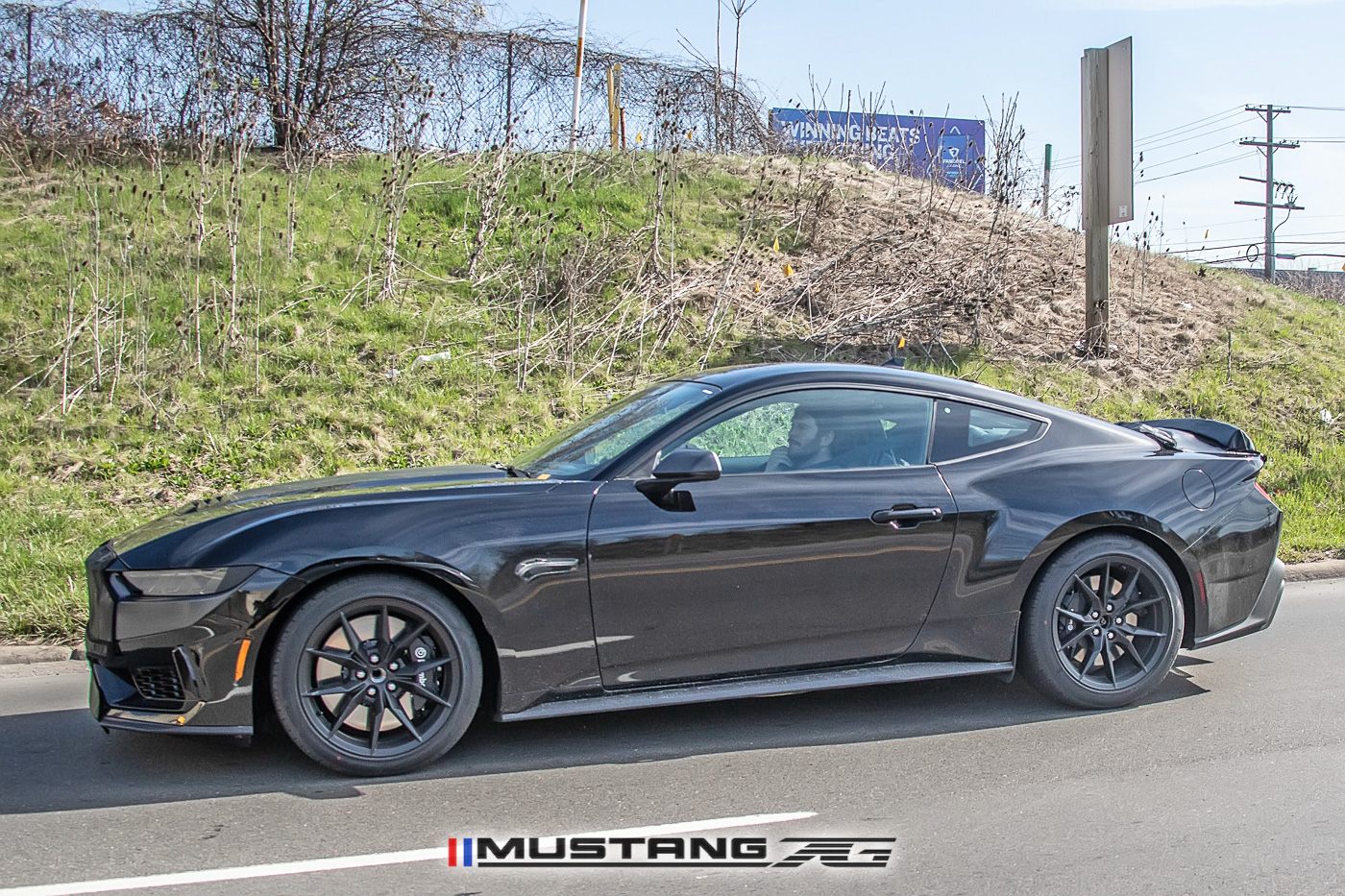 S650 Mustang 📸 Mustang GT3 Road-Version Prototype Spied Testing with Center-Exit Exhaust s650-mustang-variant-prototype-center-exit-exhaust-3