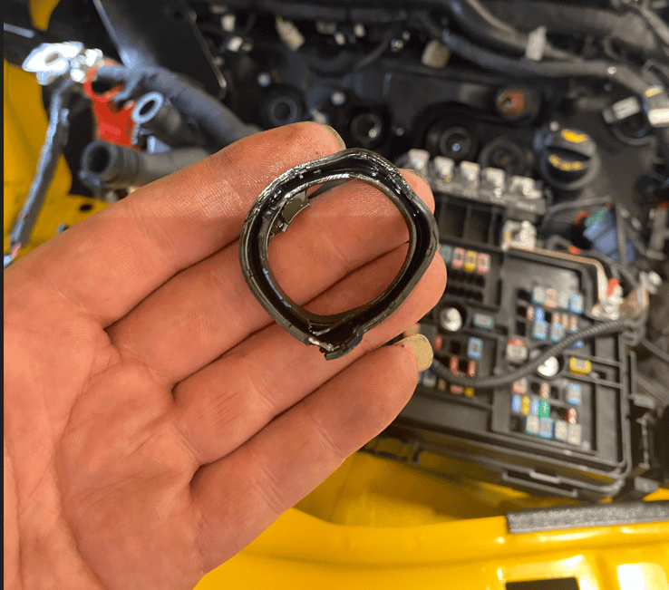 S650 Mustang 2024 Ford Mustang GT won't restart after replacing spark plug & removing fuse box Screenshot 2024-08-21 155629
