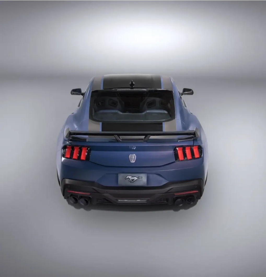 S650 Mustang New 2024 Mustang Dark Horse details: color-shifting Blue Ember paint, stripe options, interior look Screenshot_20230208_070526_Chrome
