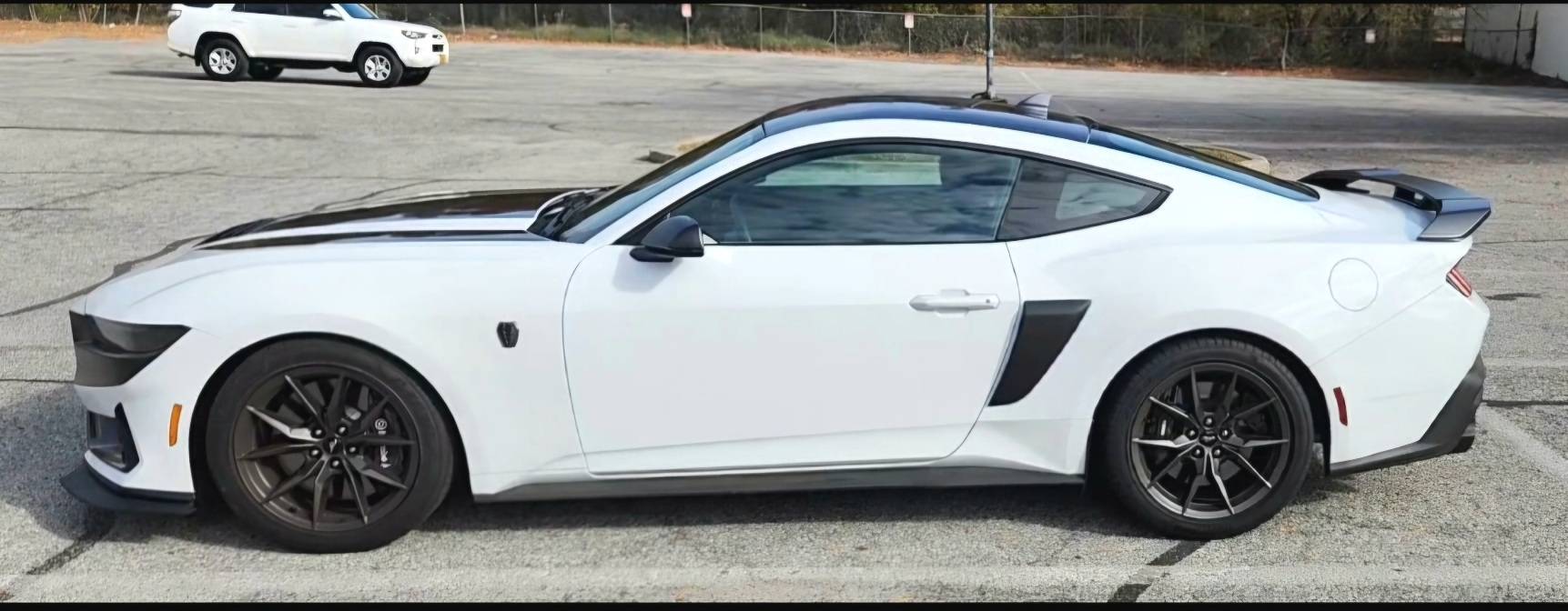 S650 Mustang Did an interior mod today (Pictures) Screenshot_20241118_140559_Editor Lite