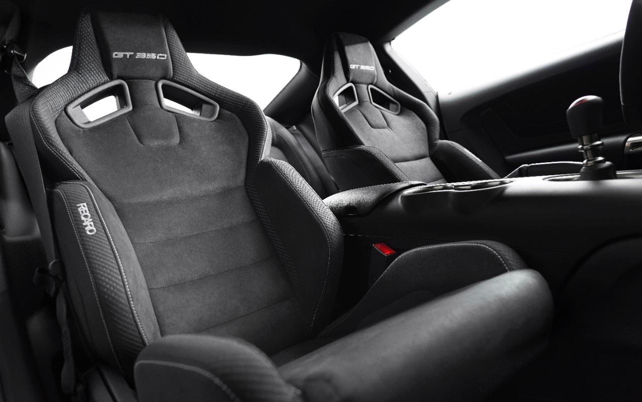 S650 Mustang Base seats? ShelbyGT350_12_HR