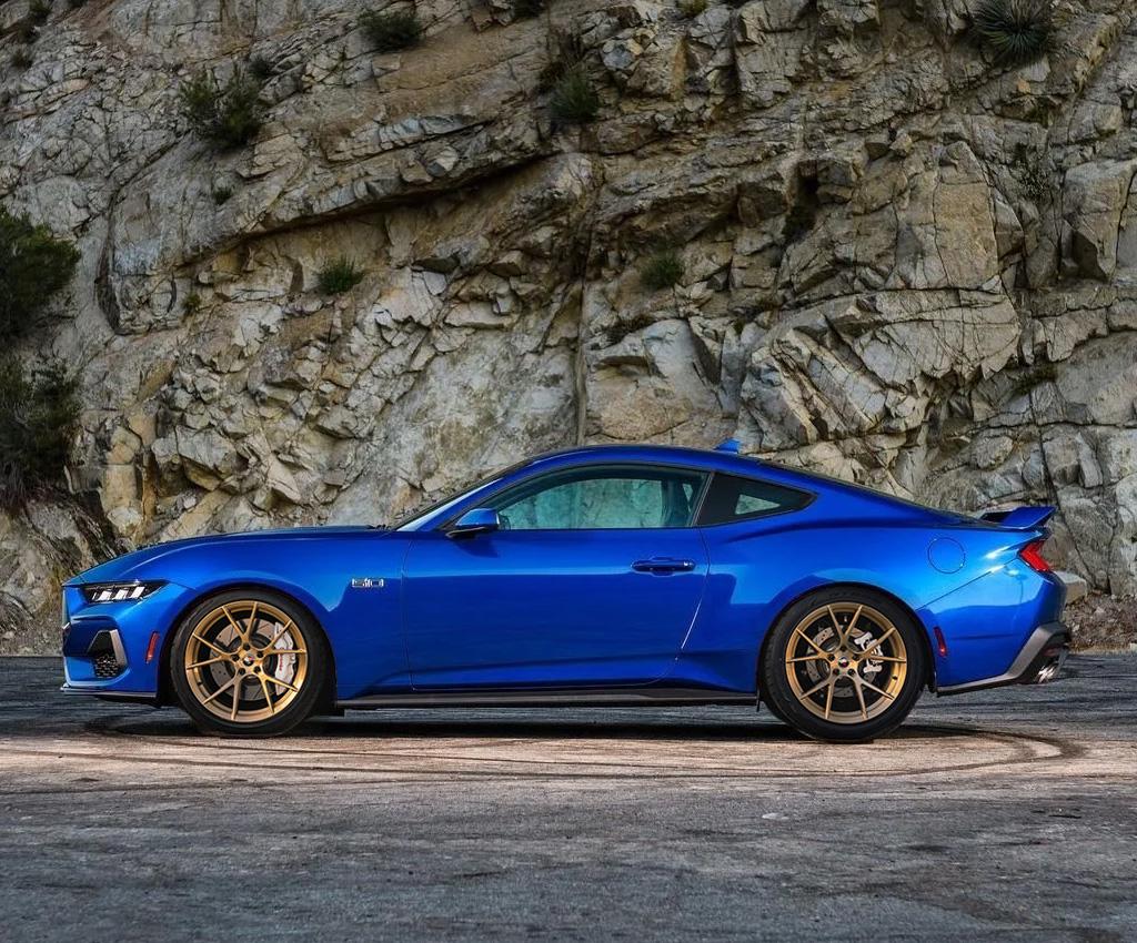 Side Atlas Blue 6GR Gold.jpg