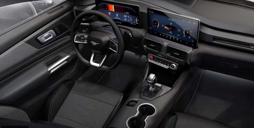 S650 Mustang The new dashboard is a big mistake IMO stang 7 int.JPG