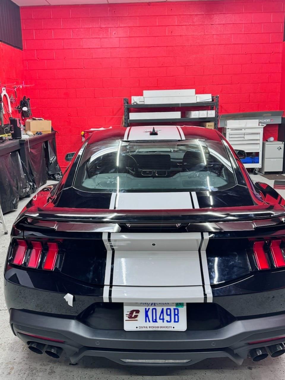 S650 Mustang It was time to stripe the car superstripe 2