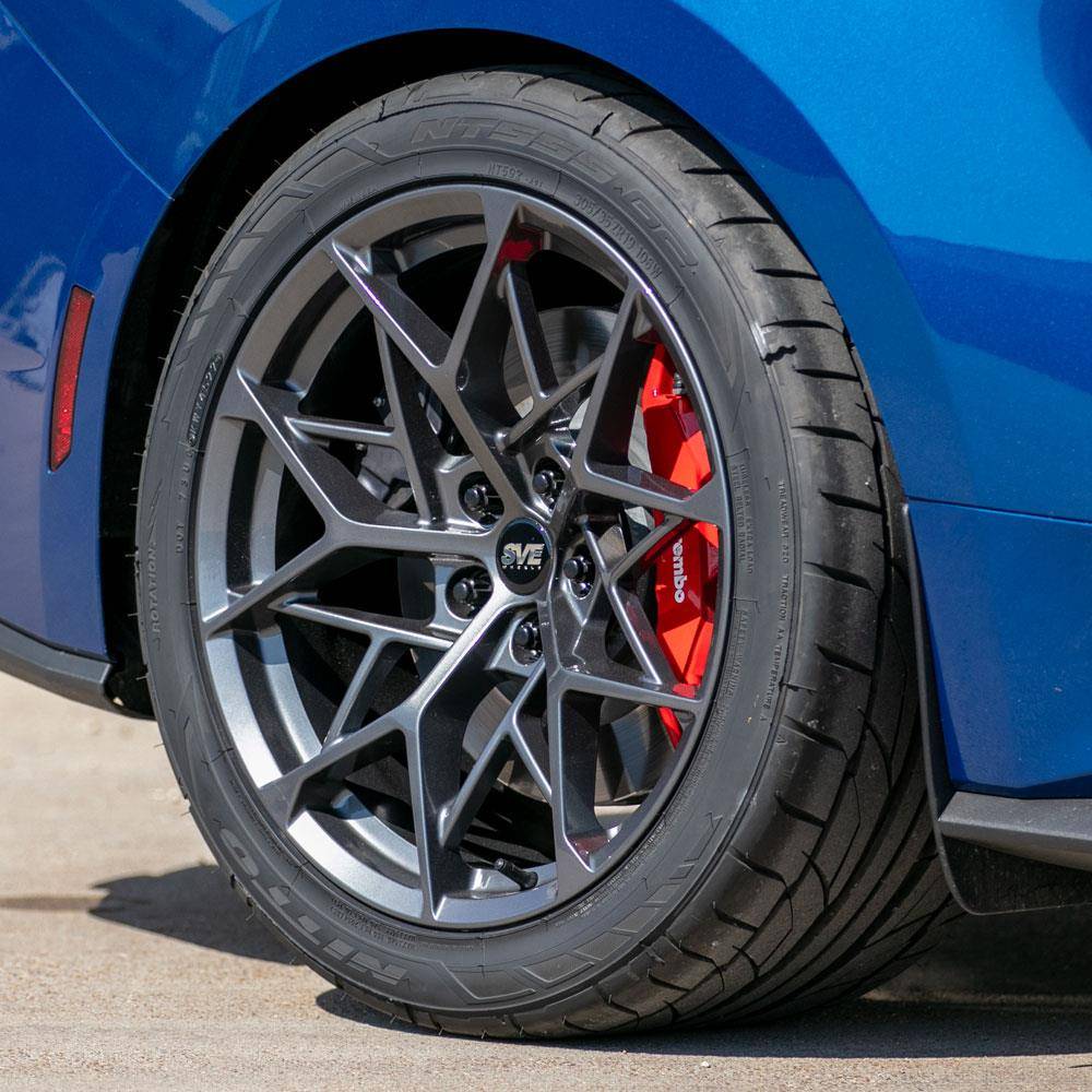 S650 Mustang 2024 Atlas Blue Mustang GT On SVE MHP1 Wheels sve-mustang-mhp1-wheel-nitto-nt05-tire-kit-19x10-11-gloss-graphite-2024_9483a782