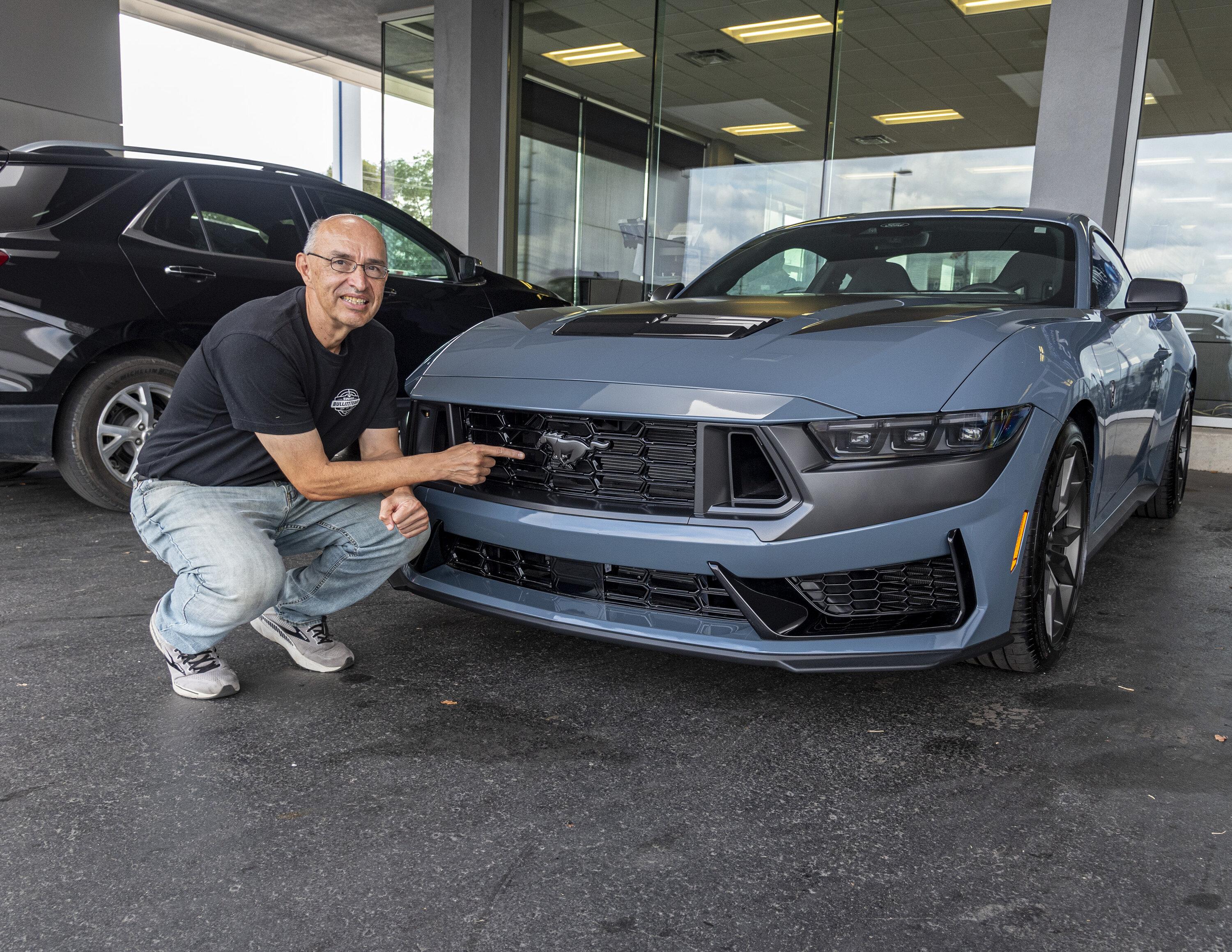 S650 Mustang 2024 Dark Horse Vapor Blue Metallic (600A, manual, Recaro seats) - Cincinnati, OH Tony with Dark Horse 9 19 2023