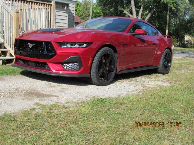 S650 Mustang New spoiler tu1VFRgl