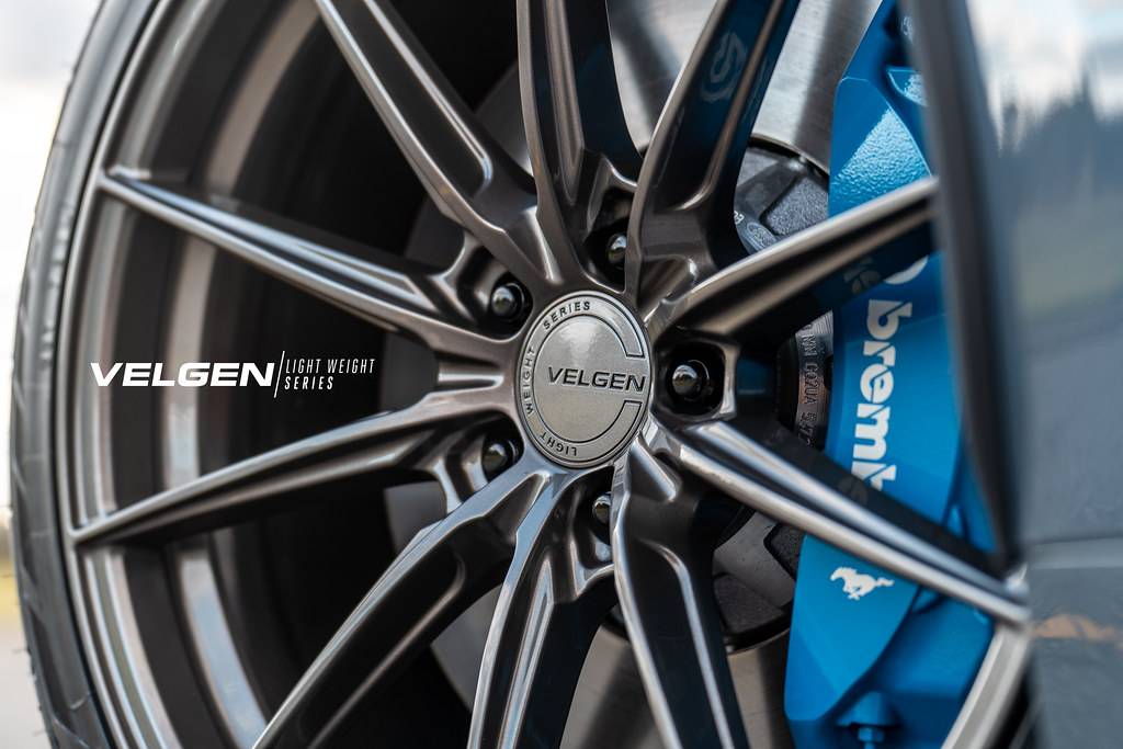 S650 Mustang Official Velgen Wheels S650 DarkHorse Thread Vapor Blue Darkhorse - VF10 - Gloss Gunmetal_8