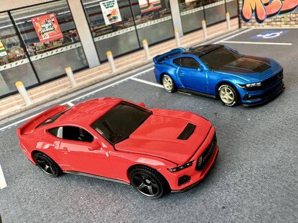 S650 Mustang First S650 2024 Ford Mustang Diecast! 1/18 Dark Horse in Carbonized Gray VgHvwQ7kNvgGsZfy8&_nc_zt=23&_nc_ht=scontent-den2-1