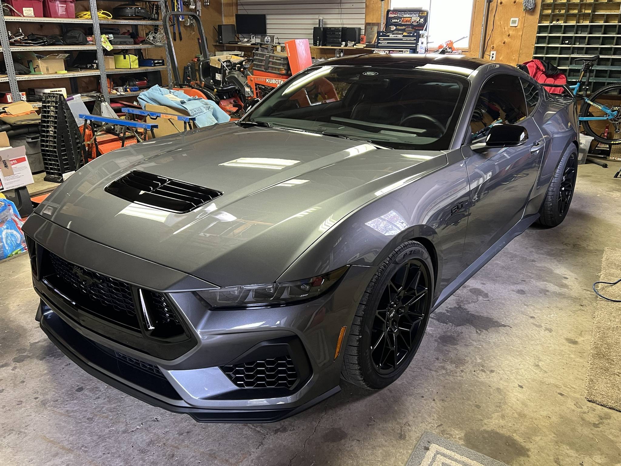 S650 Mustang Photos of Dark Matter Gray And Carbonized Gray GT Performance Package Bodies Matched With Either Carbonized Gray Or Tarnished Dark Aluminum Wheels XgCHffC