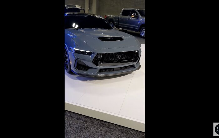 2024 Mustang GT "Looks Much Better In Person!" (Walkaround Video @ LA Auto Show)