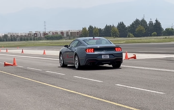 Video: S650 Mustang Testing on the Track - Mexico