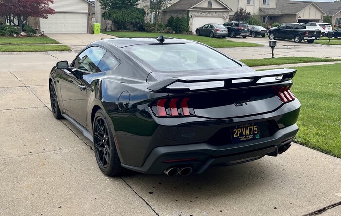 JediMindTrix’s Black S650 Mustang GT (delivered)