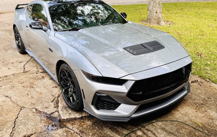 RTR hood vent installed!