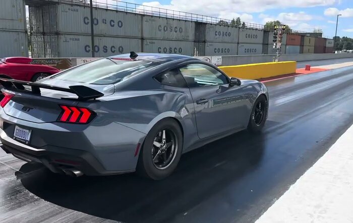 10.0s @ 141mph quarter mile in Whipple Stage 2 S650 Mustang GT