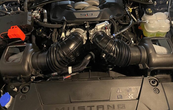 My clear airbox cover project.   I like it...