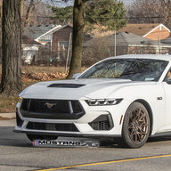 S650 v S550 Mustang GT front end comparison  Mustang7G - 2024+ S650 Mustang  Forum (Hybrid, GT, EcoBoost, GT350, GT500, Bullitt, Mach 1)