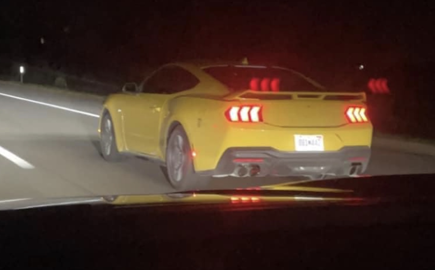 Yellow Splash S650 Mustang on the road! Mustang7G 2024+ S650