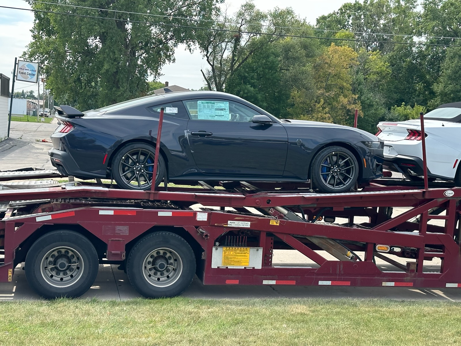 Delivery Pics & Video Pyroguy's Blue Ember Dark Horse, HP Mustang7G